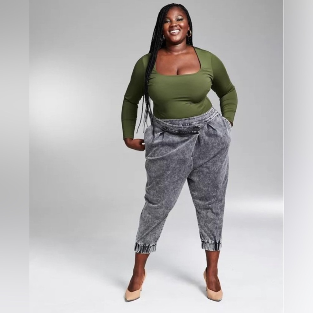 Bar III harem acid wash 3/4 cuff pant leg